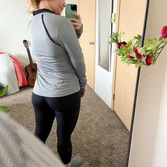 Women’s Asics Lightweight Zip Up Black White Chevron Running Jacket Size Large - Picture 5 of 7